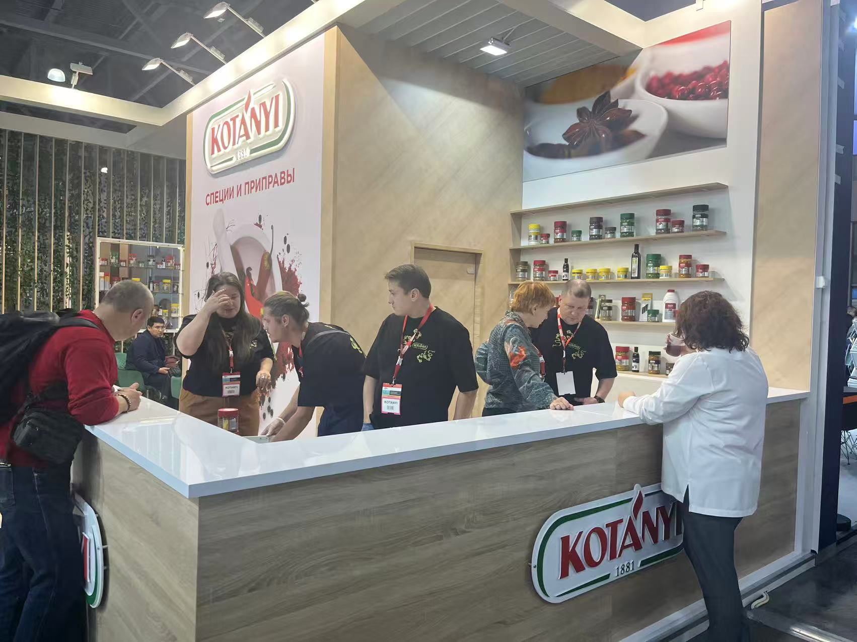 上海伟佳展览.jpg 上海伟佳展览.jpg